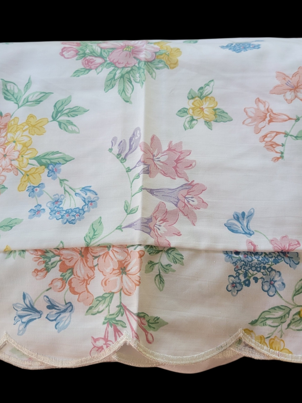 Vintage Charisma Pastel Floral Scalloped Bedskirt Full Bloom Supima